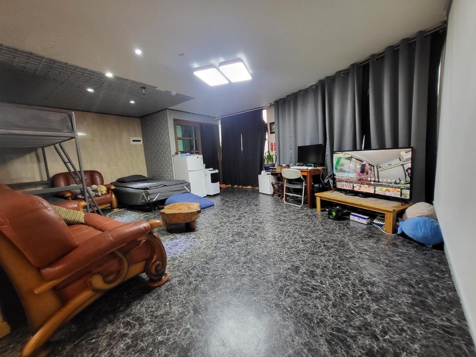 Db House